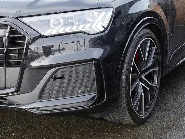 AUDI Q7 (6/17)