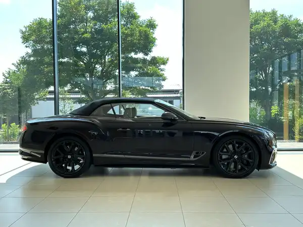 BENTLEY CONTINENTAL (5/12)