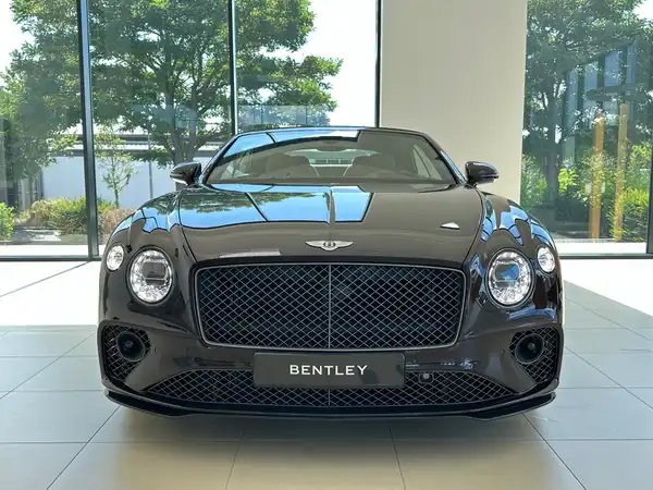 BENTLEY CONTINENTAL (8/12)