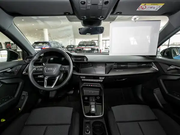 AUDI A3 SPORTBACK (7/13)