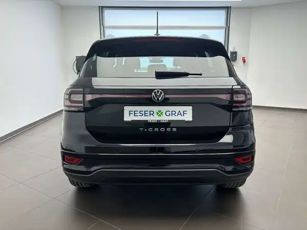 VW T-CROSS (6/17)