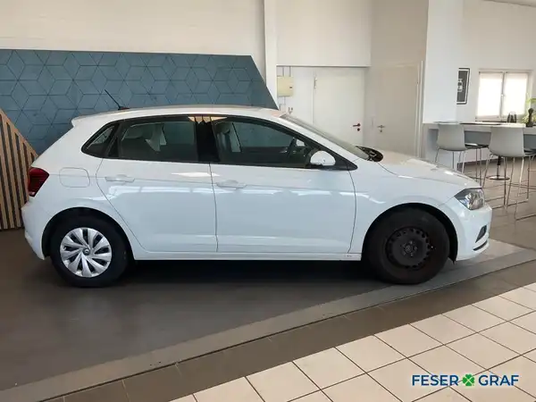 VW POLO (3/16)