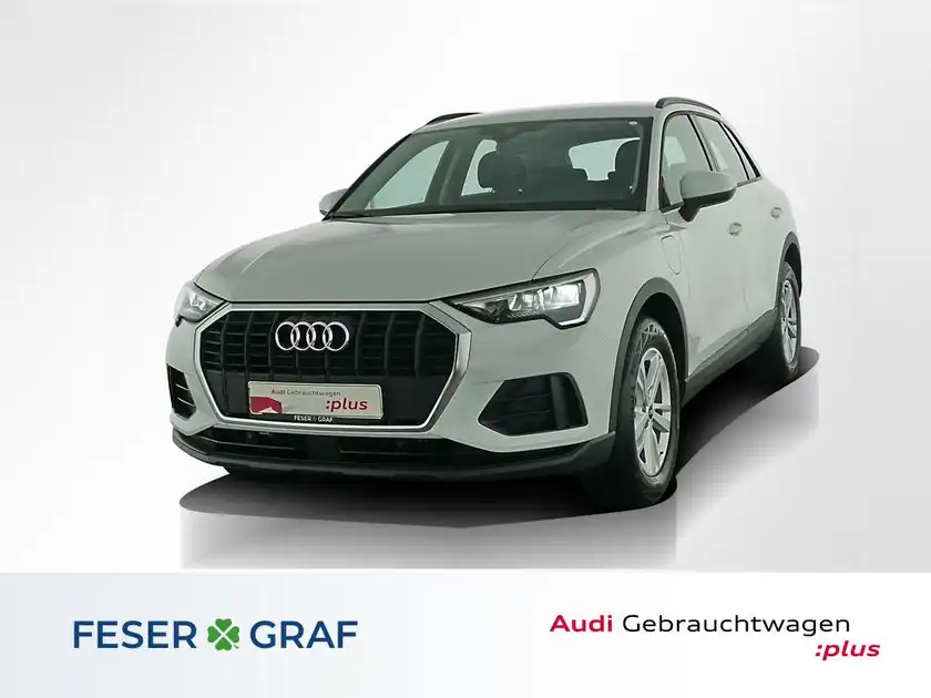 AUDI Q3 (1/16)