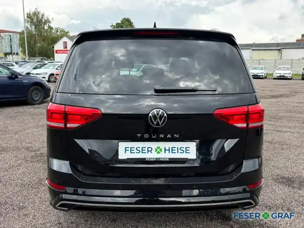 VW TOURAN (6/18)