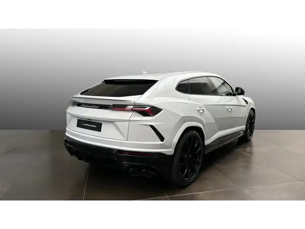 LAMBORGHINI URUS (3/19)