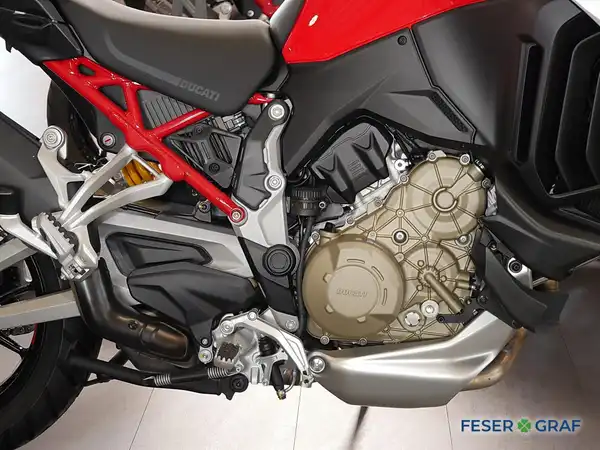 DUCATI MULTISTRADA (4/9)