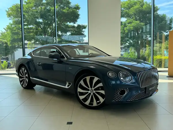 BENTLEY CONTINENTAL (1/12)