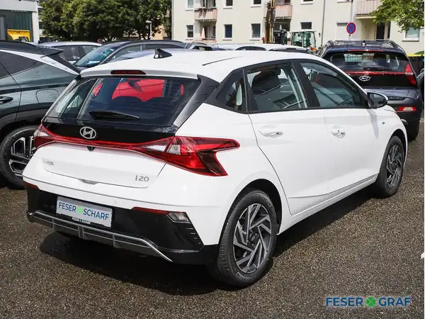 HYUNDAI I20 (2/12)