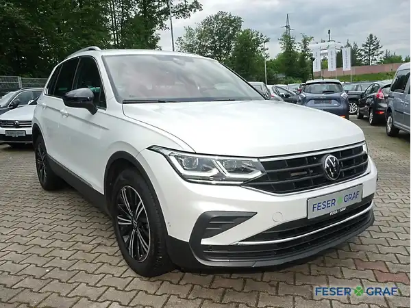 VW TIGUAN (3/18)