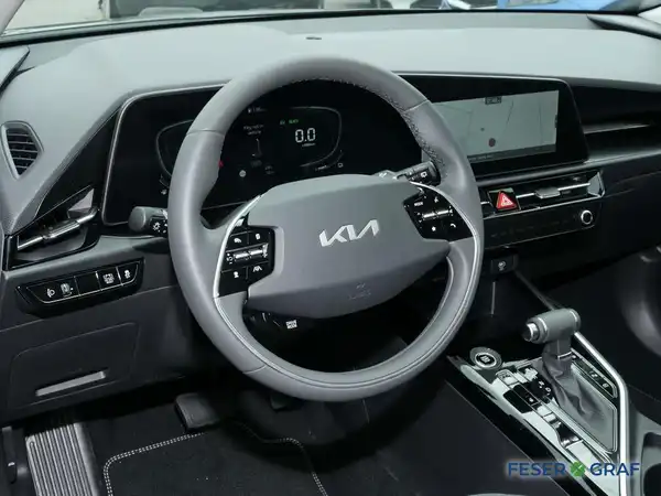 KIA NIRO (6/16)