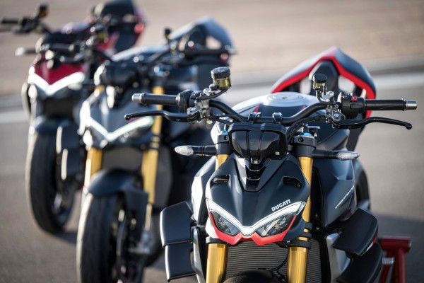 Ducati Streetfighter V4 2