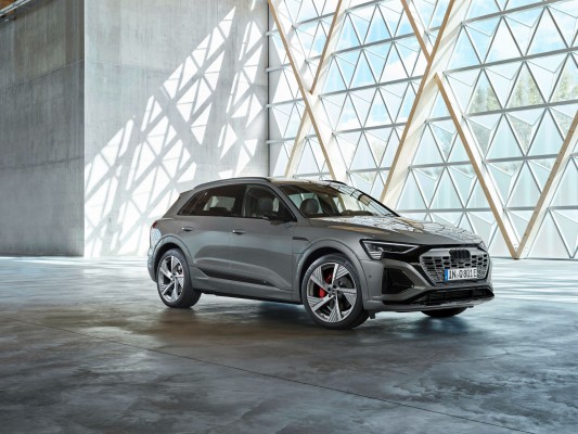 Audi Q8 e-tron